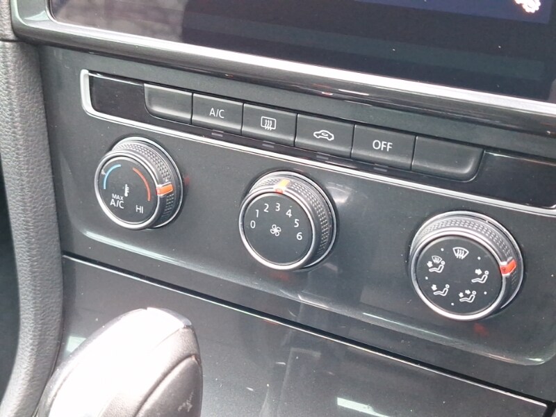 Used Volkswagen Golf 2019 for sale - 77418947: Photo 18