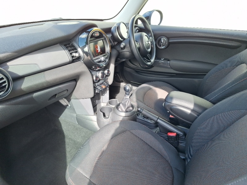 Used MINI Hatch 2019 for sale - 78146394: Photo 5