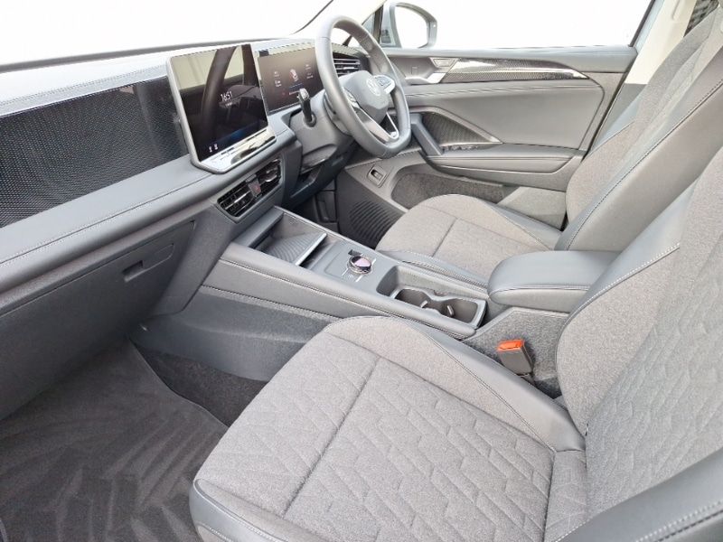 Used Volkswagen Tiguan 2024 for sale - 76987337: Photo 5