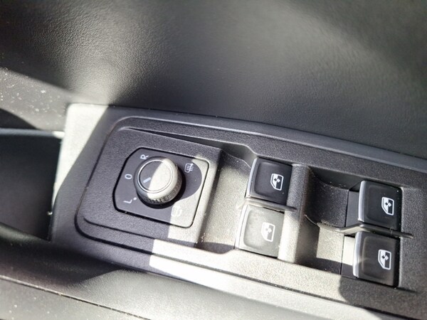Used Volkswagen T-Roc 2024 for sale - 74919540: Photo 14