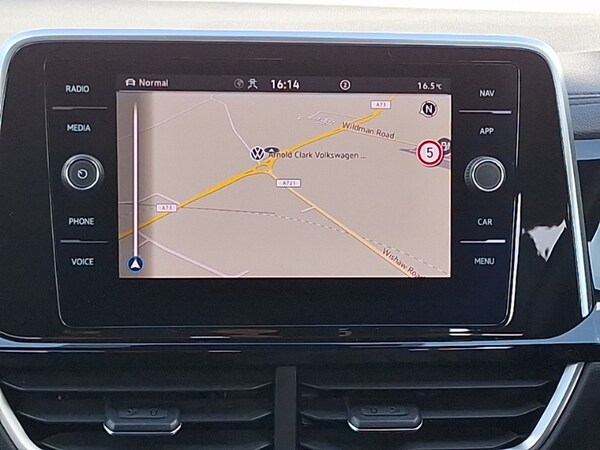 Used Volkswagen T-Roc 2024 for sale - 74919540: Photo 7