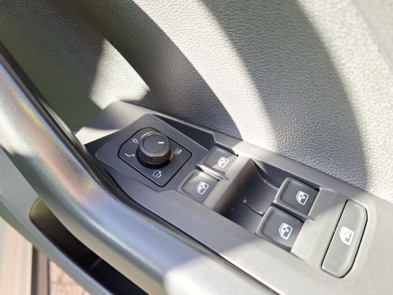 Used Volkswagen T-Cross 2023 for sale - 77767389: Photo 13