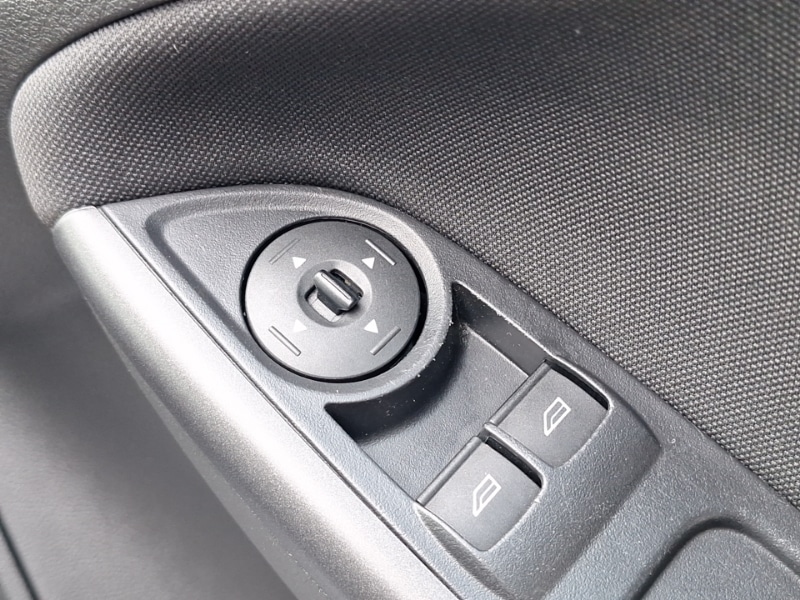 Used Ford Focus 2018 for sale - 77405197: Photo 13