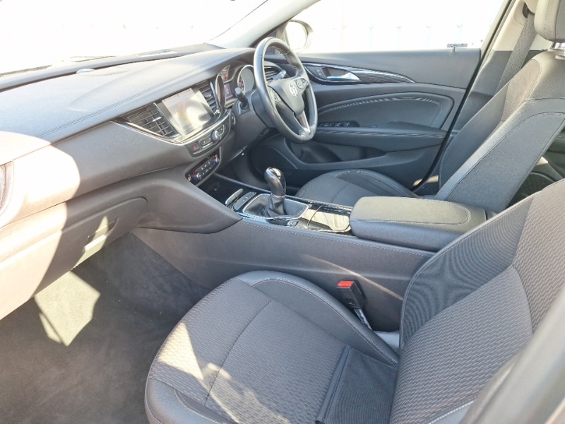 Used Vauxhall Insignia 2017 for sale - 77816067: Photo 5