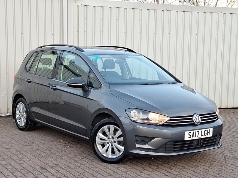 Used Volkswagen Golf SV 2017 for sale - 76621778: Photo 1