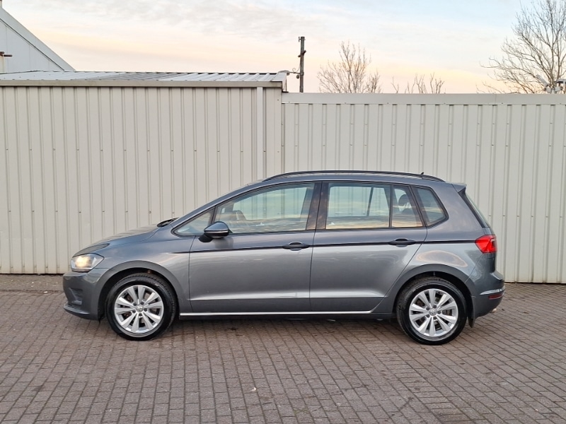 Used Volkswagen Golf SV 2017 for sale - 76621778: Photo 4