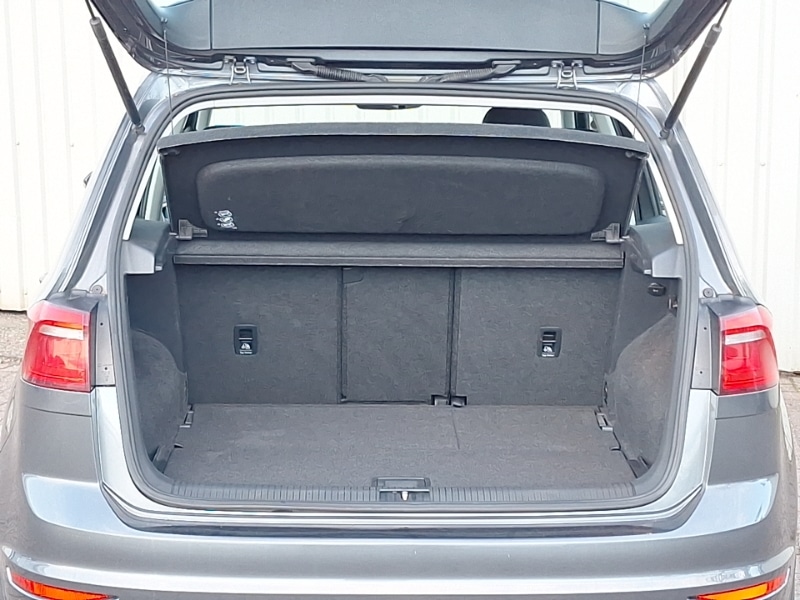 Used Volkswagen Golf SV 2017 for sale - 76621778: Photo 8