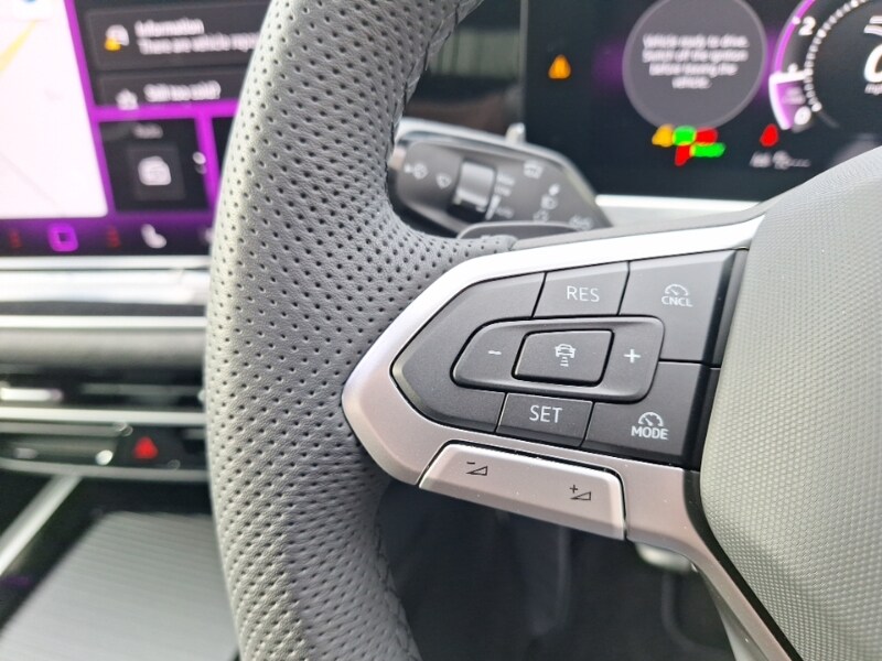 Used Volkswagen Passat 2025 for sale - 78041051: Photo 15