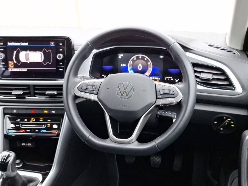 Used Volkswagen T-Roc 2023 for sale - 76548941: Photo 7