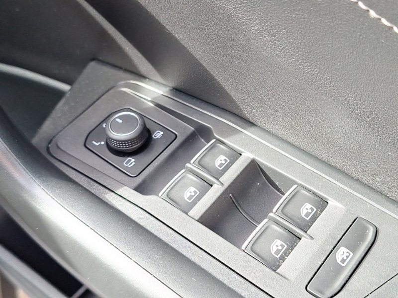 Used Volkswagen T-Roc 2022 for sale - 76713690: Photo 13