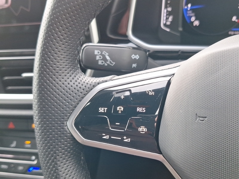 Used Volkswagen T-Roc 2022 for sale - 76713690: Photo 15