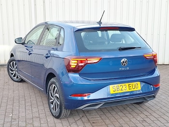Used Volkswagen Polo 2023 for sale - 76893574: Photo
