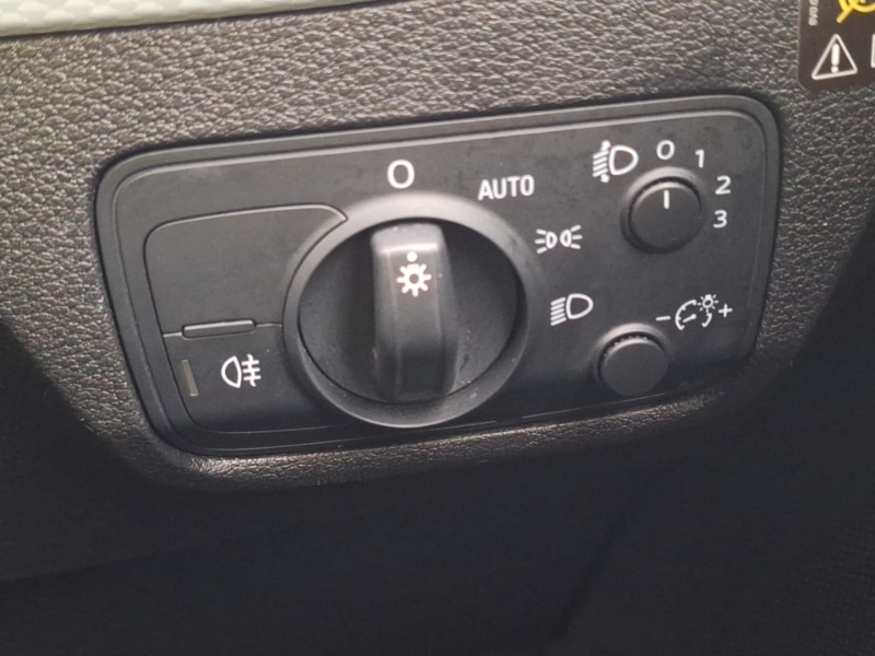 Used Audi Q2 2018 for sale - 76757502: Photo 14