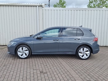 Used Volkswagen Golf 2025 for sale - 78803561: Photo