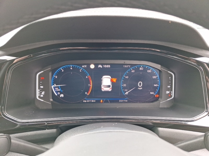 Used Volkswagen T-Roc 2023 for sale - 76498224: Photo 19