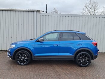 Used Volkswagen T-Roc 2023 for sale - 76498224: Photo