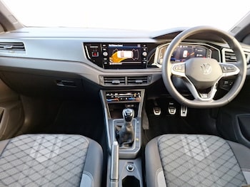 Used Volkswagen Polo 2023 for sale - 76906623: Photo