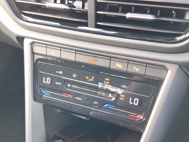 Used Volkswagen T-Roc 2025 for sale - 76465100: Photo 17