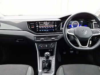 Used Volkswagen Polo 2022 for sale - 77448410: Photo