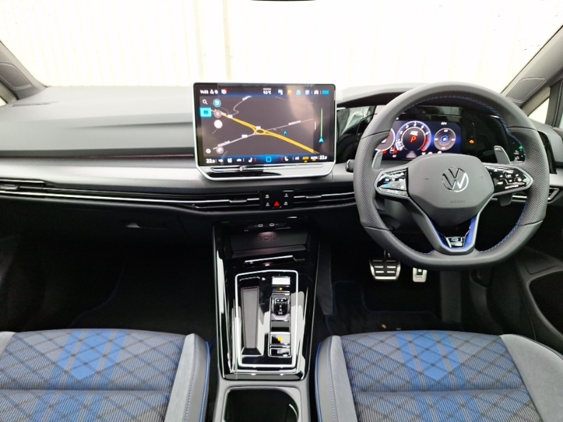 Used Volkswagen Golf 2025 for sale - 78224834: Photo 2