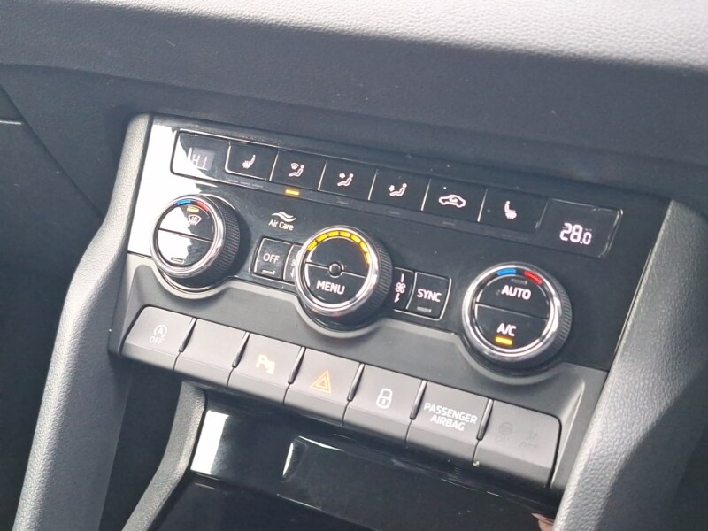 Used Skoda Karoq 2018 for sale - 77183970: Photo 16