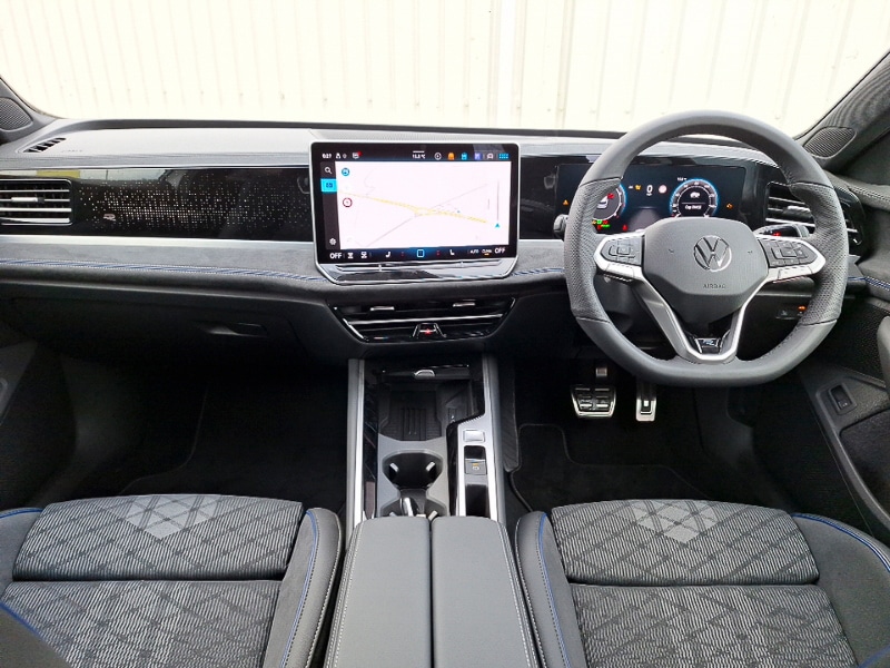 Used Volkswagen Passat 2025 for sale - 76932515: Photo 2