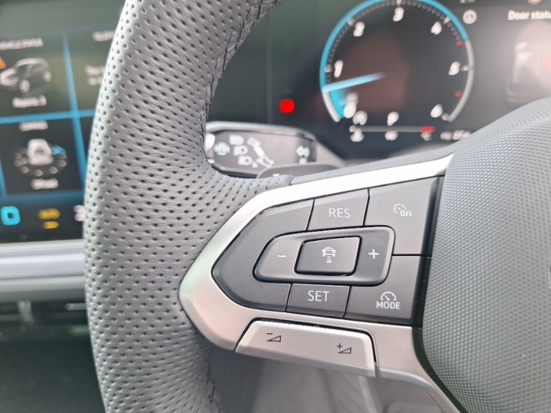 Used Volkswagen Touareg 2025 for sale - 78103508: Photo 16