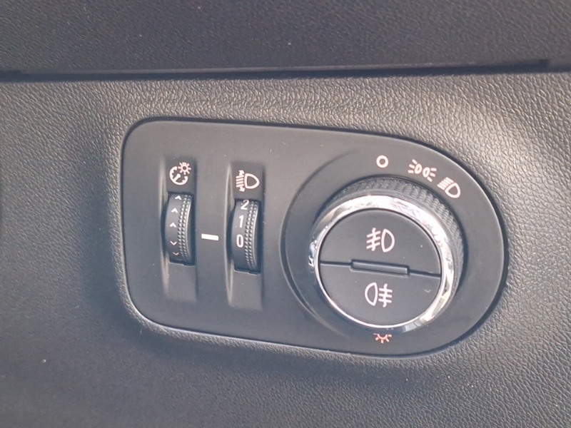 Used Vauxhall Corsa 2018 for sale - 77357723: Photo 14