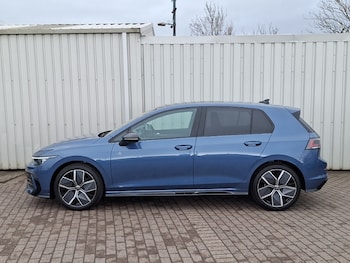 Used Volkswagen Golf 2025 for sale - 77928170: Photo