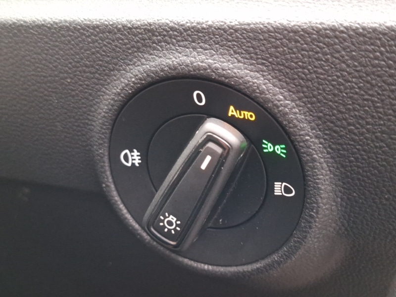 Used Volkswagen T-Roc 2023 for sale - 76521298: Photo 14