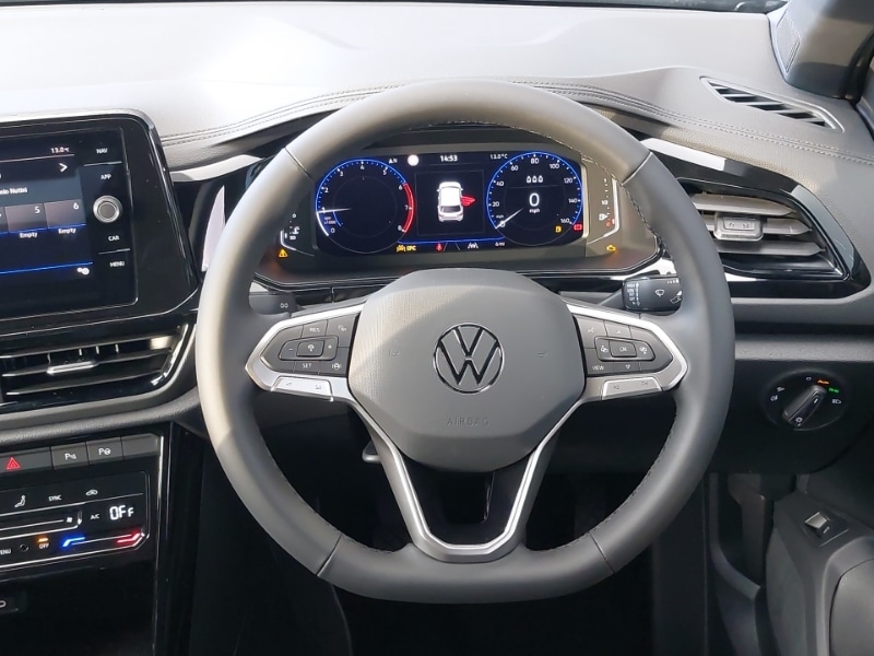 Used Volkswagen T-Roc 2025 for sale - 77304241: Photo 7