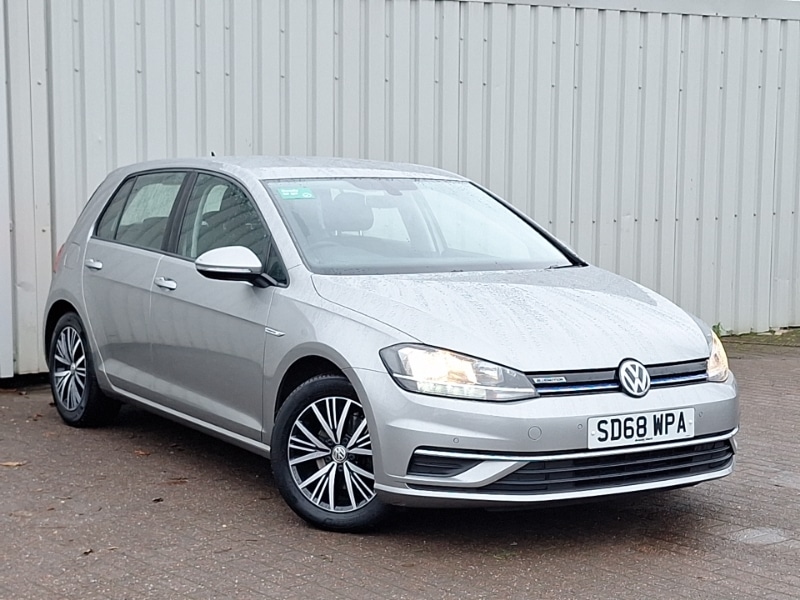 Used Volkswagen Golf 2018 for sale - 76492925: Photo 1