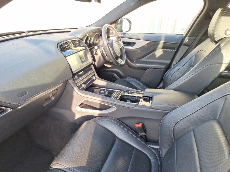 Used Jaguar F-Pace 2019 for sale - 76498098: Photo 5