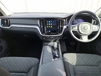 Used Volvo V60 2023 for sale - 75959034: Photo