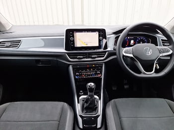 Used Volkswagen T-Roc 2022 for sale - 75988929: Photo 2