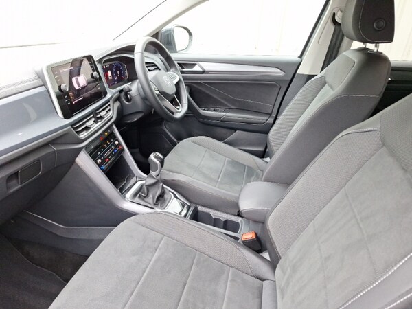 Used Volkswagen T-Roc 2022 for sale - 75988929: Photo 5