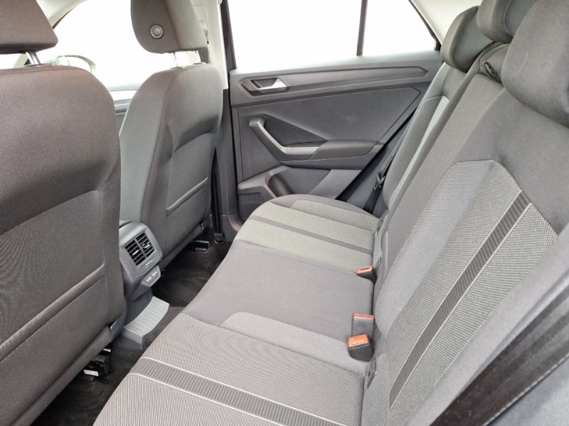 Used Volkswagen T-Roc 2023 for sale - 76687722: Photo 6