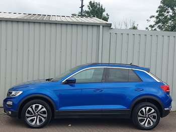 Used Volkswagen T-Roc 2021 for sale - 75339030: Photo