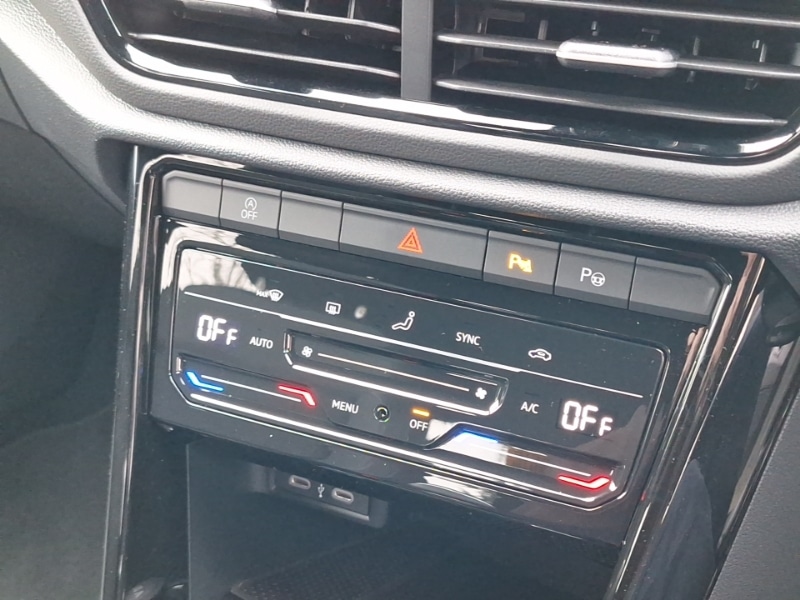 Used Volkswagen T-Roc 2025 for sale - 76947395: Photo 18