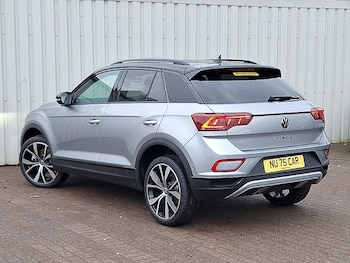 Used Volkswagen T-Roc 2025 for sale - 77651780: Photo