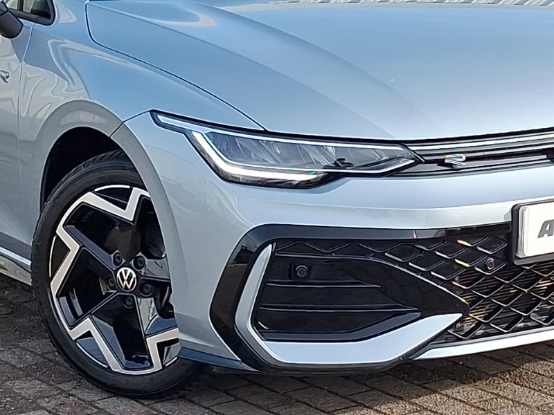 Used Volkswagen Golf 2024 for sale - 76450943: Photo 9