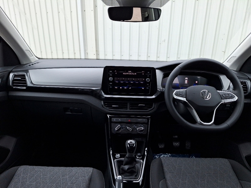 Used Volkswagen T-Cross 2025 for sale - 76165906: Photo 2