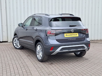 Used Volkswagen T-Cross 2025 for sale - 76165906: Photo 3