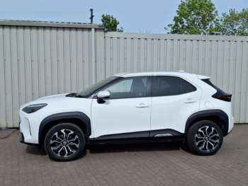 Used Toyota Yaris Cross 2022 for sale - 74750043: Photo