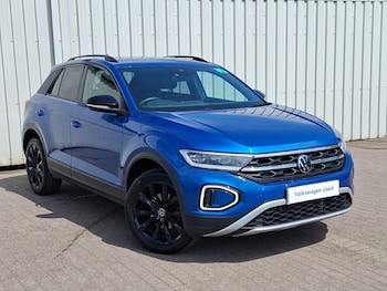 Used Volkswagen T-Roc 2023 for sale - 78700337: Photo