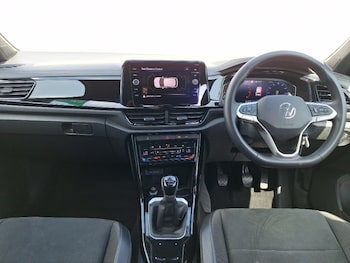 Used Volkswagen T-Roc 2023 for sale - 78700337: Photo