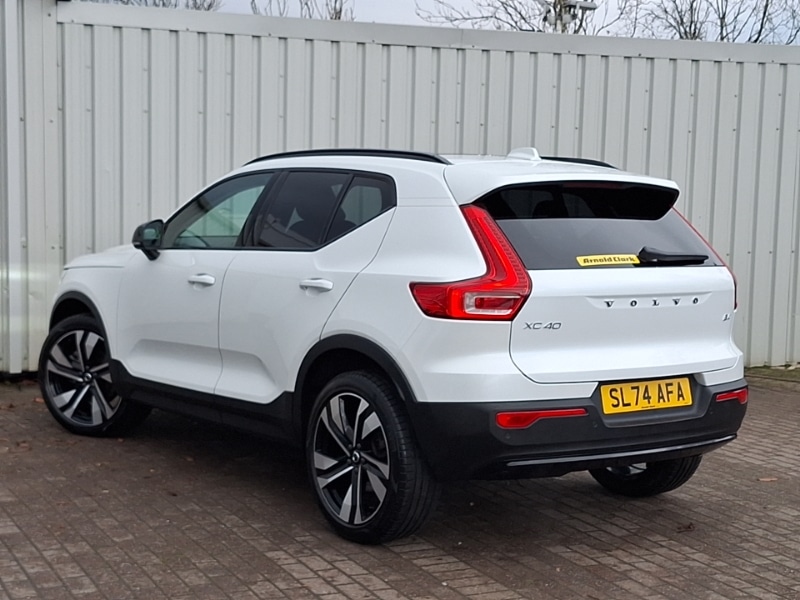 Used Volvo XC40 2024 for sale - 76498243: Photo 3