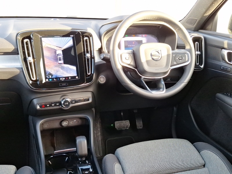 Used Volvo XC40 2023 for sale - 76707923: Photo 10