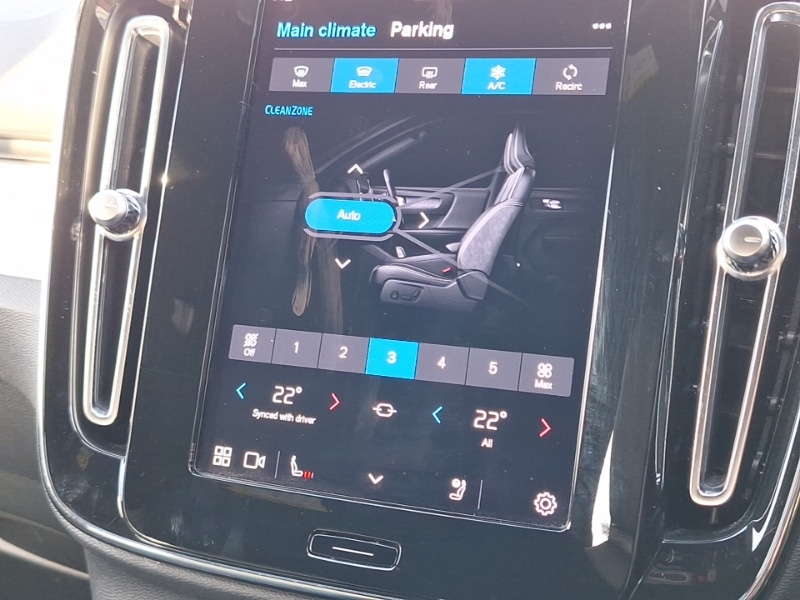 Used Volvo XC40 2023 for sale - 76707923: Photo 16