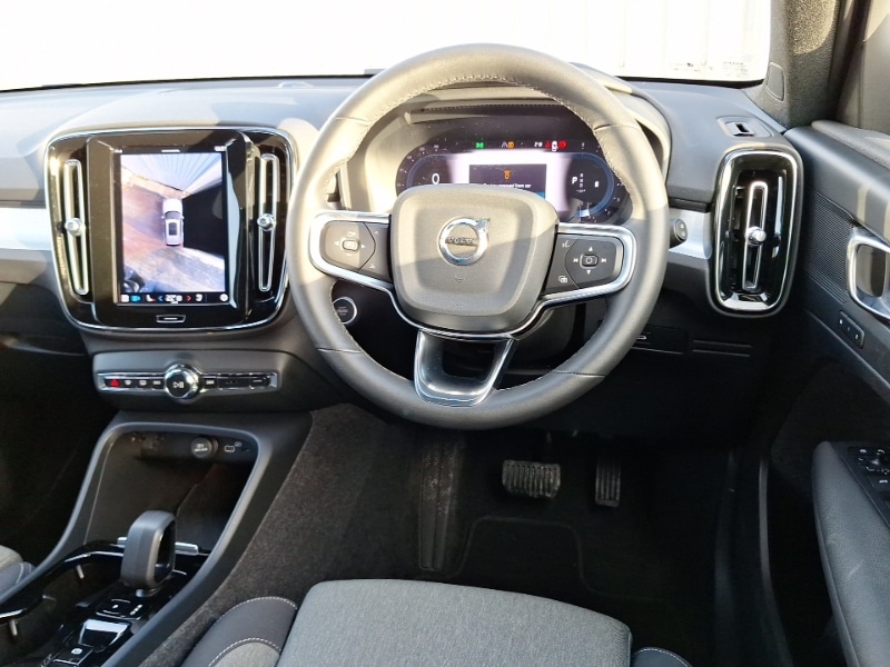 Used Volvo XC40 2023 for sale - 76707923: Photo 7